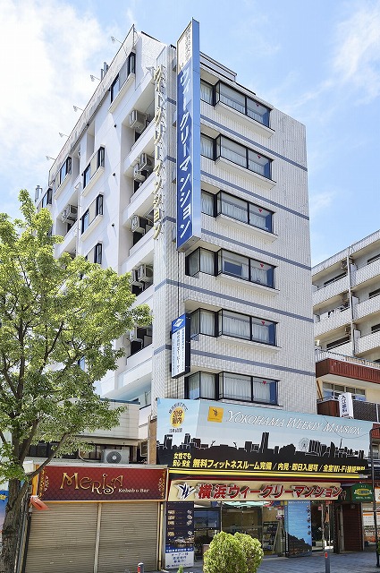 Y-ROOM伊勢佐木町本店の外観（１階は総合フロント事務所）