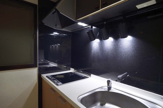 キッチン201号（お部屋で見た目等の違いあり）