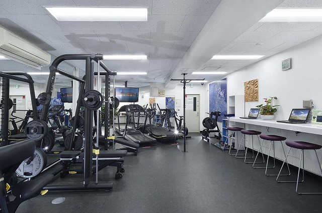1階　スポーツジム